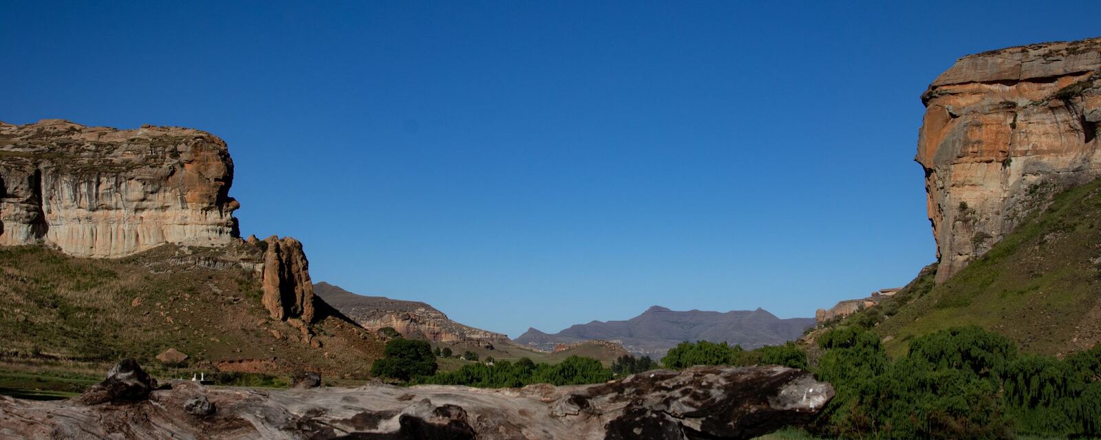 Sandstone cliffs at Golden Gate Highlands